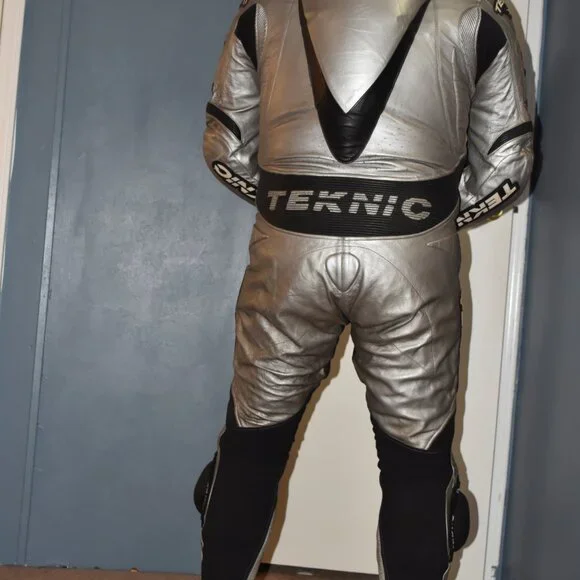 Teknic leather motorcycle suit, kangaroo hide, size US 44 - Picture 5 of 16
